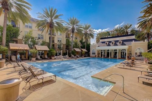 2403 Watermarke Pl, Irvine CA  92612-7690 exterior