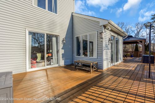 119 Serpentine Dr, Berkeley Township NJ  08721-2447 exterior