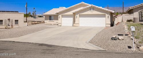3267 Silversmith Dr, Lake Havasu City, AZ 86406-6212