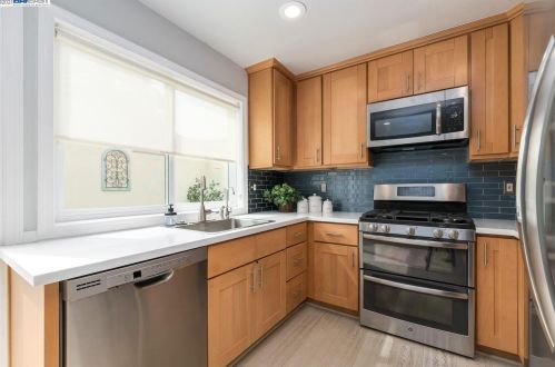 1416 Calle Enrique, Pleasanton CA 94566-5921 exterior