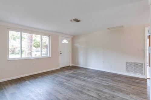 5042 Avery Rd, New Port Richey, FL 34652-1103