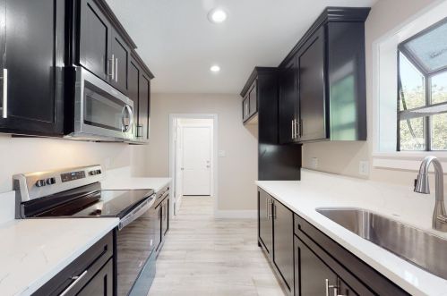 16 Midway Dr, Oroville CA  95966-3656 exterior