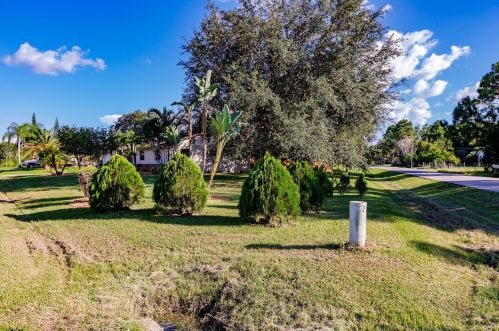 11287 7th Ave, Punta Gorda, FL 33955-1546