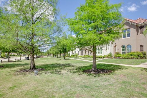 512 Sandy Ln, Lewisville TX  75022-4507 exterior