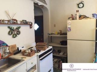 1011 33rd St, Omaha, NE 68131-1450