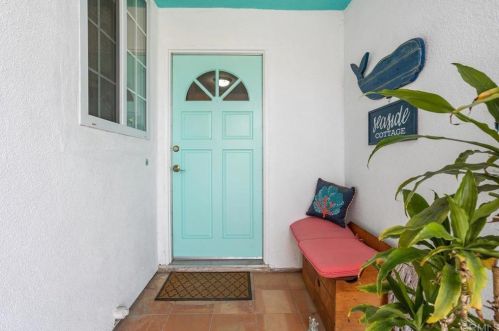 4037 Vista Calaveras St, Oceanside CA  92056-4607 exterior