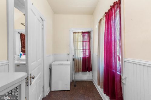 120 Noble St, Norristown PA  19401-4403 exterior