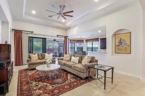 9880 Alhambra Ln, Bonita Springs, FL 34135-2815