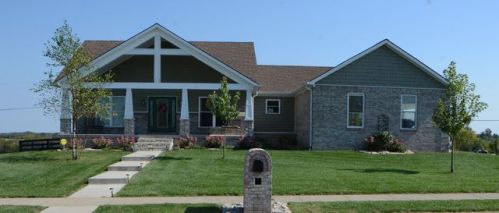 900 Corbitt Dr, Versailles, KY 40390-1096