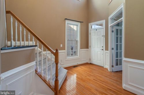 13101 Taverner Loop, Woodbridge VA  22192-5333 exterior