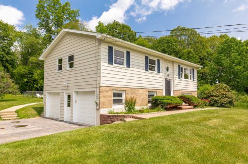 301 Highview Rd, Dover Plains, NY 12522-5251