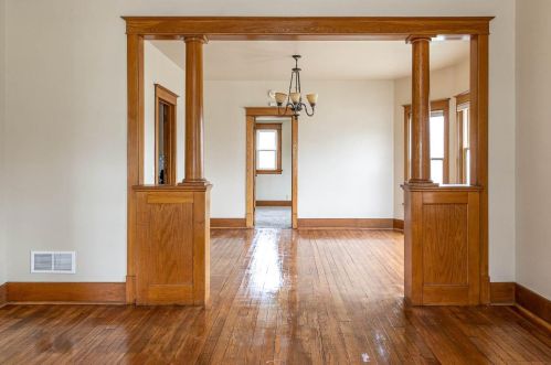 527 Elizabeth St, Mishicot WI  54228-6008 exterior