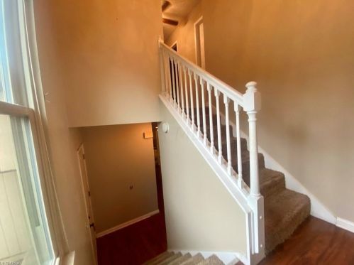 1100 Slope Bay, Zanesville OH  43701-1568 exterior