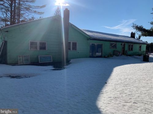 5250 Route 115, Blakeslee, PA 18610-7853