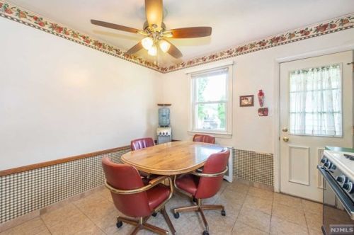 488 Lanza Ave, Outwater NJ  07026-2035 exterior