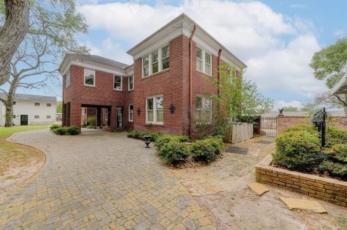 907 Morton St, Richmond TX 77469-3076 exterior