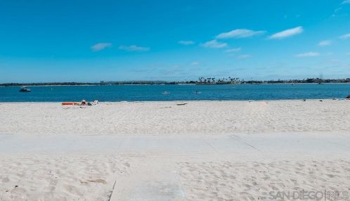 1159 Pacific Beach Dr, San Diego CA  92109-5149 exterior