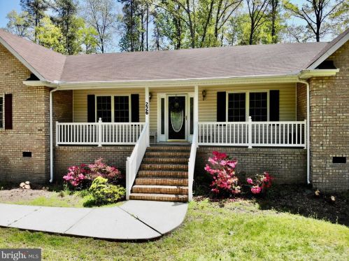 226 Land Or Dr, Ruther Glen, VA 22546-1068