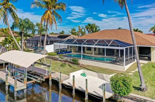 5002 11th Pl, Cape Coral, FL 33914-7079