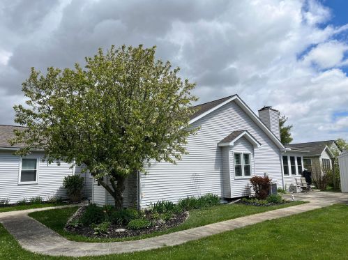 299 Prairie Dr, Marysville, OH 43040-9096
