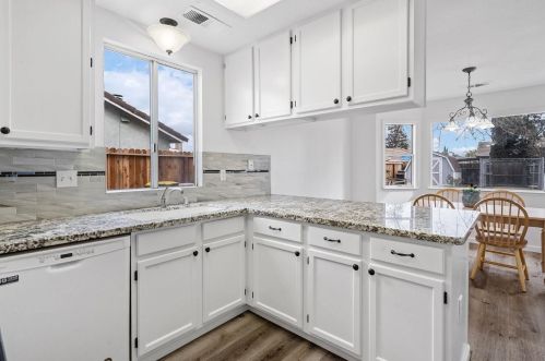 15530 Lottie Way, Lathrop CA  95330-9475 exterior