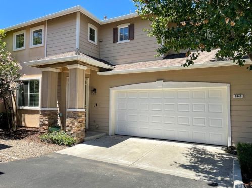2849 Cottage Ln, Lake Nacimiento, CA 93446-6381