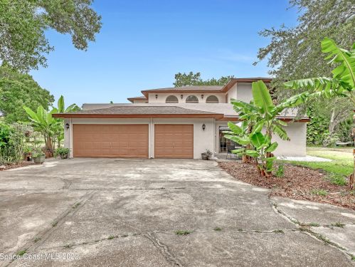 3412 Parkland St, Titusville, FL 32796-1565