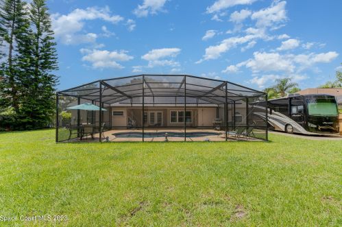5090 Winchester Dr, Titusville FL  32780-6773 exterior