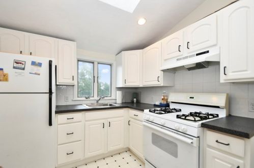 15 Sawin St, Natick MA 01760-2134 exterior