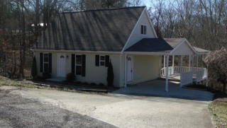 210 Beech Dr, Maynardville, TN 37807-2881