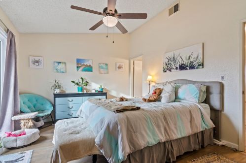 3041 Peppermill Cir, West Pittsburg CA  94565-7032 exterior