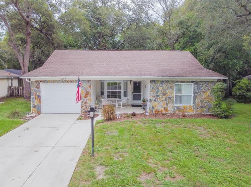 2184 Torrey Pines Ct, Brooksville, FL 34606-3563