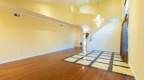 15728 Leadwell St, Van Nuys CA 91406-2537 exterior