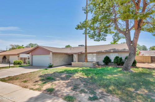 5421 Seldon Ln, Glendale AZ  85302-4825 exterior