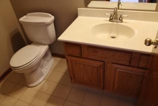 6388 Manchester Dr, Fishers IN  46038-4718 exterior