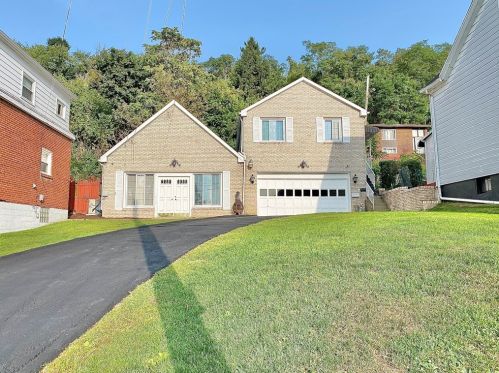 303 Euclid Ave, Glassport, PA 15045-1332