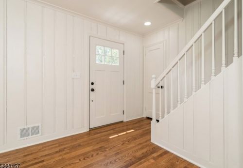 27 Dogwood Rd, Greystone Park NJ  07950-1918 exterior