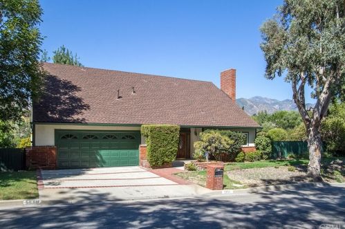 5660 Bramblewood Rd, La Canada, CA 91011-1821