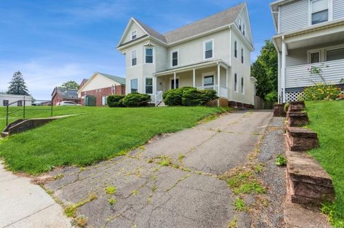 95 Main St, Middletown, CT 06457-3410