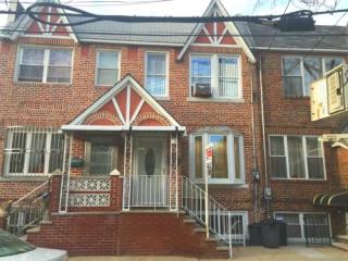 7 Manhattan Ct, Brooklyn, NY 11223-6243