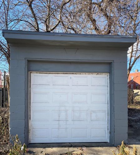 1520 Greenup St, Covington, KY 41011-3441