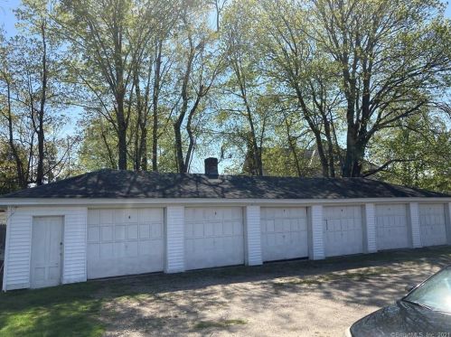 4 Pleasant St, Killingly CT  06241-1605 exterior