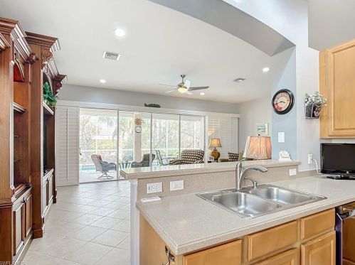 5690 Lago Villaggio Way, Naples FL  34104-5739 exterior