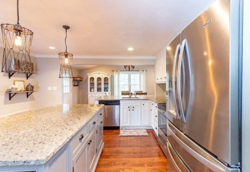 174 Temi Rd, Raynham, MA 02767-1221