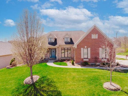 5160 Williams Ridge Dr, South Lebanon, OH 45065-8792