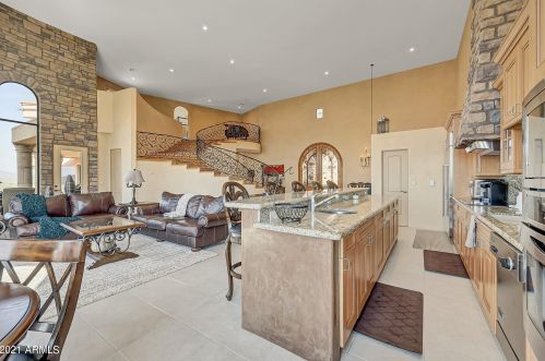 37316 29 Ave, Phoenix AZ 85086-0556 exterior