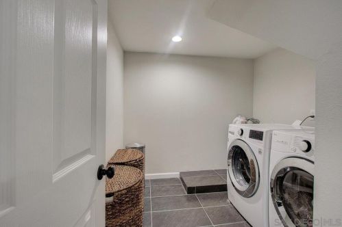 4360 Smt Dr, La Mesa CA 91941-7844 exterior