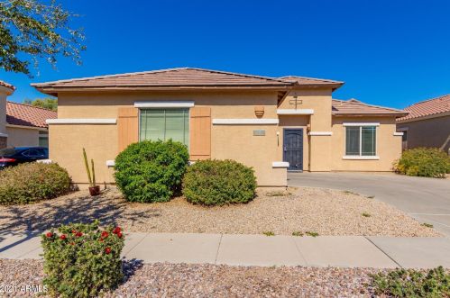 876 Bellerive Pl, Chandler, AZ 85249-6924