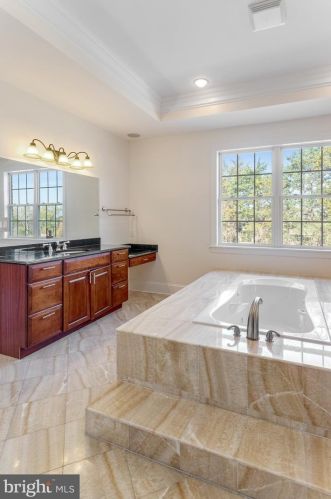 14980 Deepwood Ln, Nokesville VA  20181-2602 exterior