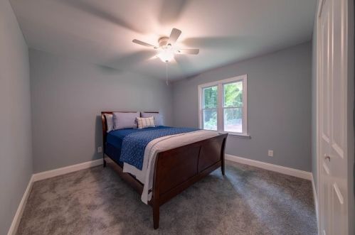210 Gwinnett St, Fayetteville GA  30214-1727 exterior